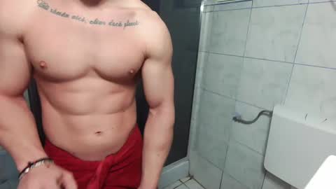 Snapshot of advp69 chatting on 01.14.25 Mrrfitt online show from 01.14.25