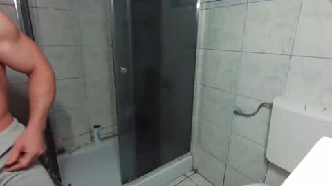 Snapshot of advp69 chatting on 01.22.25 Mrrfitt online show from 01.22.25