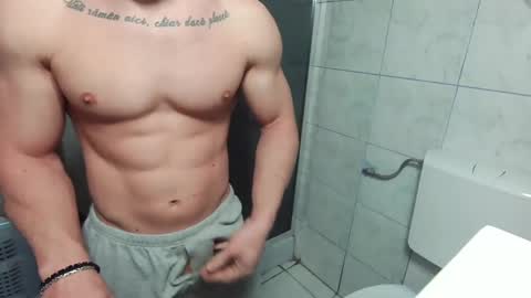 Snapshot of advp69 chatting on 02.06.25 Mrrfitt online show from 02.06.25