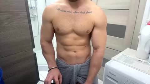 Snapshot of advp69 chatting on 09.26.25 Mrrfitt online show from 09.26.25