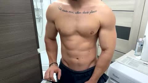 Snapshot of advp69 chatting on 10.02.25 Mrrfitt online show from 10.02.25