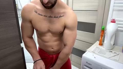 Snapshot of advp69 chatting on 11.03.25 Mrrfitt online show from 11.03.25