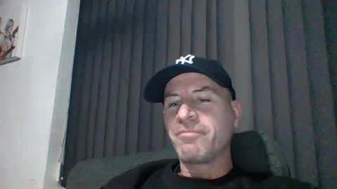 adz170578 online show from 02.22.25