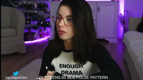 Snapshot of aelia_anara chatting on 12.13.24 Aelia online show from 12.13.24