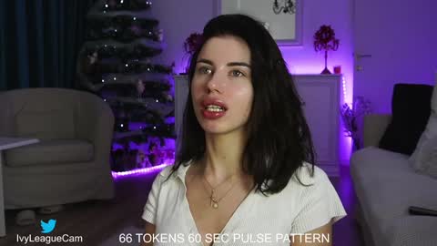 Snapshot of aelia_anara chatting on 12.20.24 Aelia online show from 12.20.24