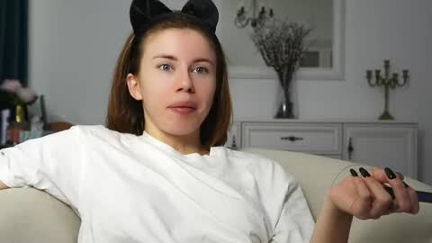 Snapshot of aelia_anara chatting on 09.19.25 Aelia online show from 09.19.25