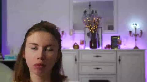 Snapshot of aelia_anara chatting on 10.14.25 Aelia online show from 10.14.25