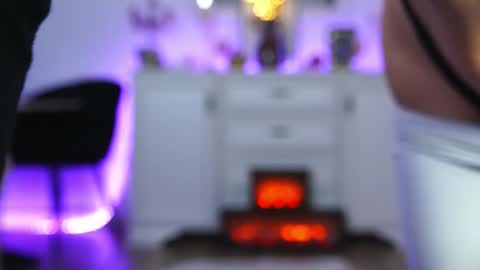 Snapshot of aelia_anara chatting on 10.26.25 Aelia online show from 10.26.25