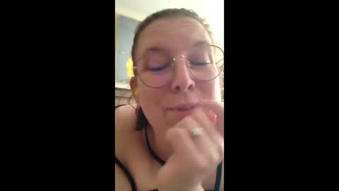 Snapshot of aelinafterdark chatting on 06.06.26 aelinafterdark online show from 06.06.26