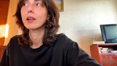 Snapshot of aevra chatting on 09.18.25 vegans taste better online show from 09.18.25