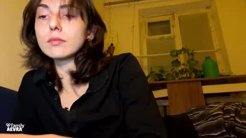 Snapshot of aevra chatting on 09.30.25 vegans taste better online show from 09.30.25