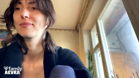 Snapshot of aevra chatting on 10.12.25 vegans taste better online show from 10.12.25