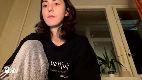 Snapshot of aevra chatting on 11.13.25 vegans taste better online show from 11.13.25