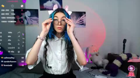 Snapshot of afina_blessyou chatting on 03.08.25 Afina online show from 03.08.25