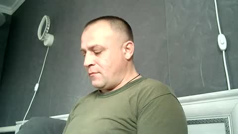 Snapshot of afonya342 chatting on 12.18.25 Sasha online show from 12.18.25