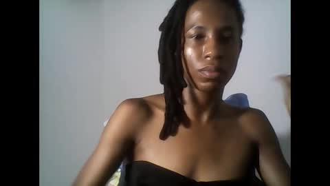 Snapshot of africadeluxe chatting on 05.20.26 Africa online show from 05.20.26