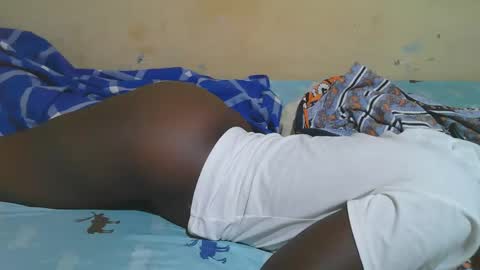 african_pussy2 online show from 11.07.25