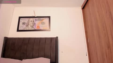 sofia online show from 11.24.25