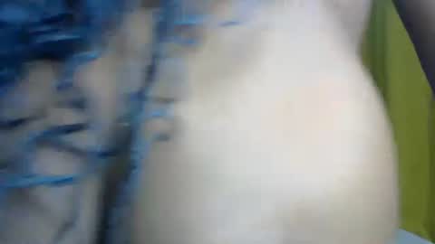 Snapshot of africanlovei chatting on 02.01.25 africanlovei online show from 02.01.25