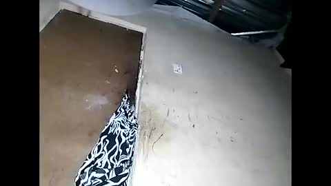 Nikky Love online show from 01.05.25