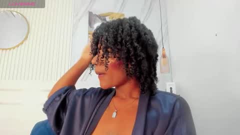 Afro Luna online show from 11.26.25