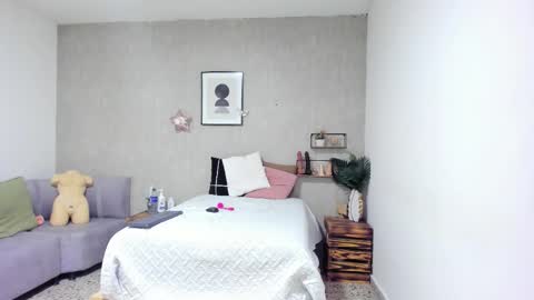 Snapshot of afrodita_martinez chatting on 10.14.25 Afrodita online show from 10.14.25