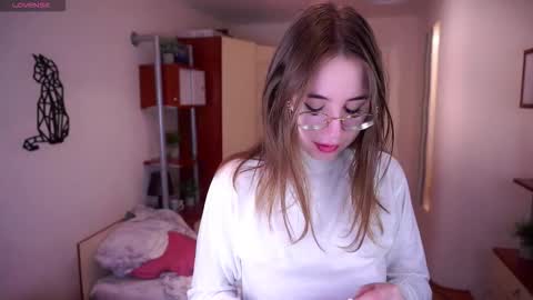 Kind sensual Emma fav pattern 2266 online show from 02.26.26