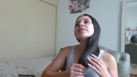 afrodithaa_ online show from 03.30.26