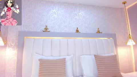 A F R O D I T A  online show from 10.04.25