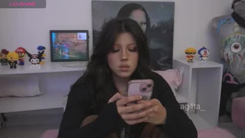 Agata online show from 11.21.25