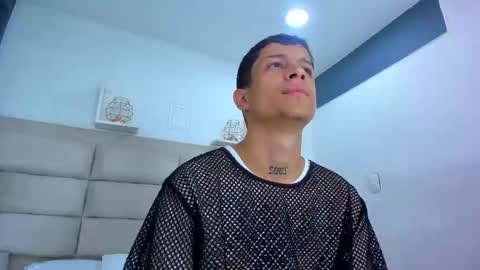 Snapshot of agarevans chatting on 12.22.25 AGAR online show from 12.22.25