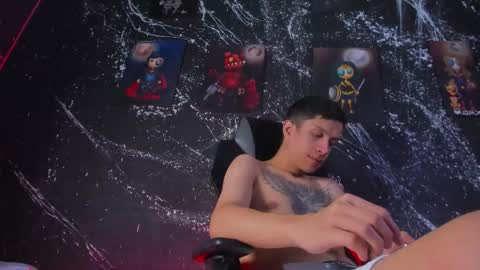 Snapshot of agarevans chatting on 02.12.26 AGAR online show from 02.12.26