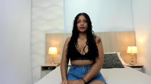 Snapshot of agata_ortiz chatting on 01.26.25 Agata Ortiz online show from 01.26.25