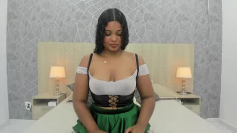 Snapshot of agata_ortiz chatting on 10.19.25 Agata Ortiz online show from 10.19.25