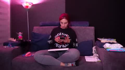 Snapshot of agatacollinsss chatting on 11.08.25 Agata Collinss online show from 11.08.25