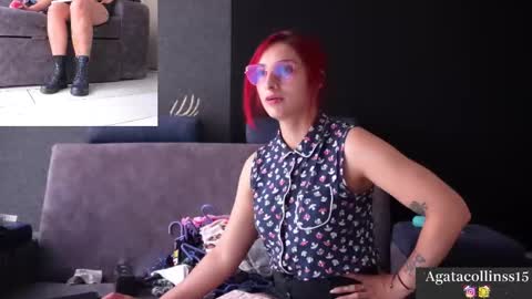 Snapshot of agatacollinsss chatting on 11.25.25 Agata Collinss online show from 11.25.25