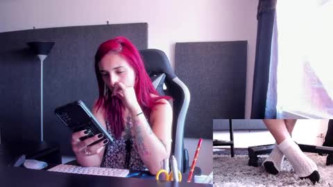 Agata Collinss online show from 04.03.26