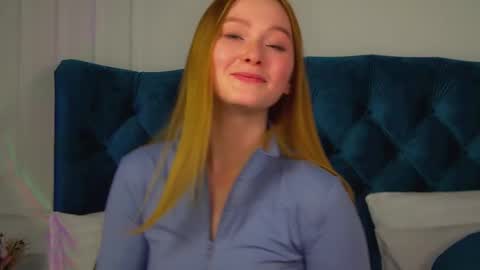 AgataFoxley online show from 11.22.25