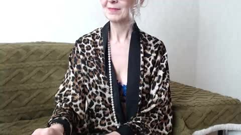 Snapshot of agatha_moore_ chatting on 03.12.25 Agatha online show from 03.12.25