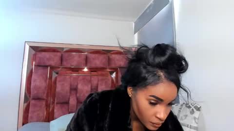 Agatha online show from 01.05.25