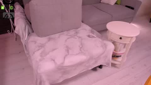 Snapshot of agatha_one chatting on 10.28.25 Agatha online show from 10.28.25