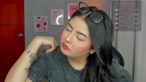 Cat online show from 04.11.26