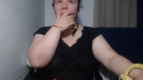 Snapshot of agathaaaa chatting on 09.08.25 online show from 09.08.25
