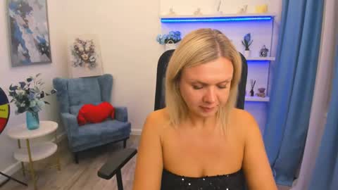 Agatha online show from 04.16.26