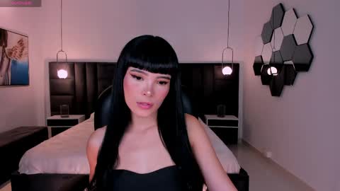 Agatha online show from 04.18.26