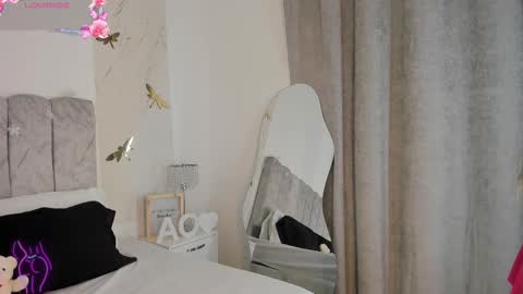 Agatha Owens online show from 03.06.25