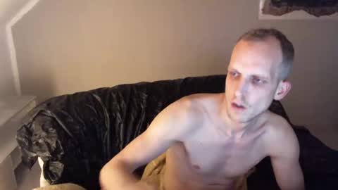 Snapshot of agin17 chatting on 12.21.24 agin17 online show from 12.21.24