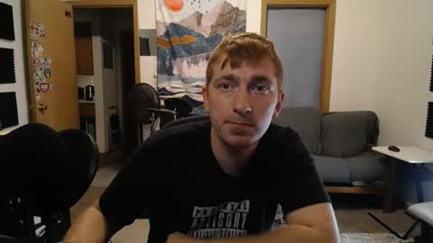 agingerboyx online show from 09.30.25