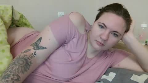 Snapshot of aglaya_fame chatting on 12.10.24 Aglaya Fame online show from 12.10.24