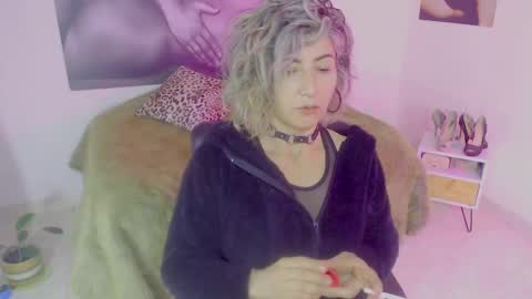 Lily online show from 12.07.24